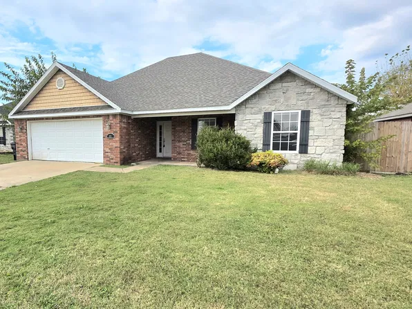 411 E Post Rd, Rogers, AR 72758