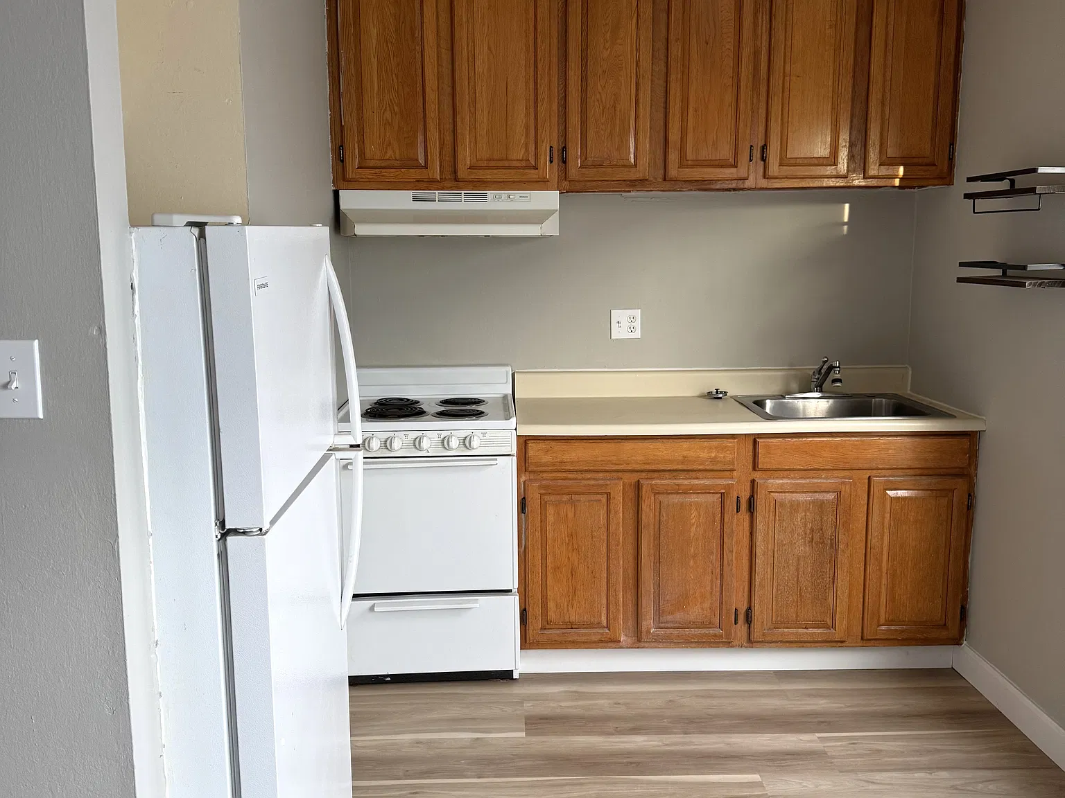 1 bed, $3,000 — Photo 3