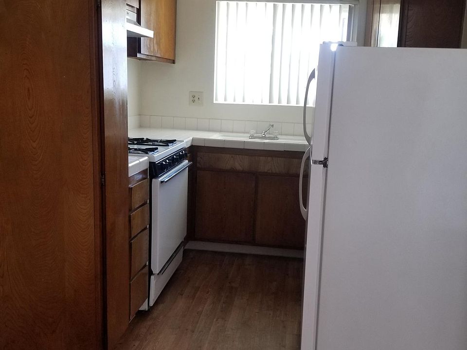 1st image of 573 Emerald Ave #19