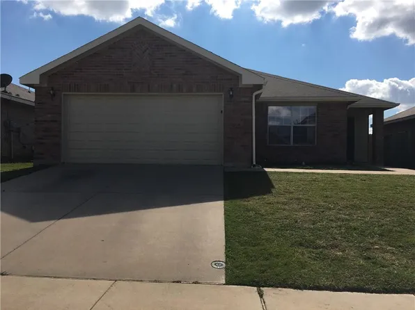 8320 Autumn Creek Trl, Fort Worth, TX 76134