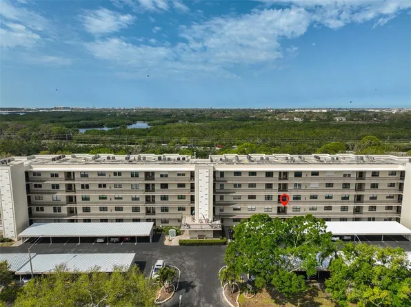 8198 Terrace Garden Dr N Unit 208, Saint Petersburg, FL 33709