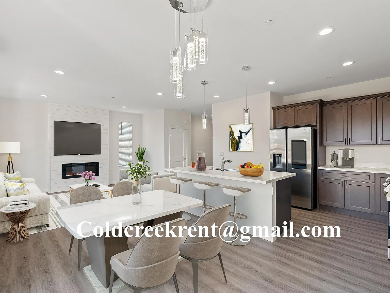 4 bed, 2.5 bath, 2000 sqft, $3,500 — Photo 3