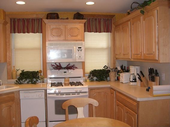 New Eat in KItchen
