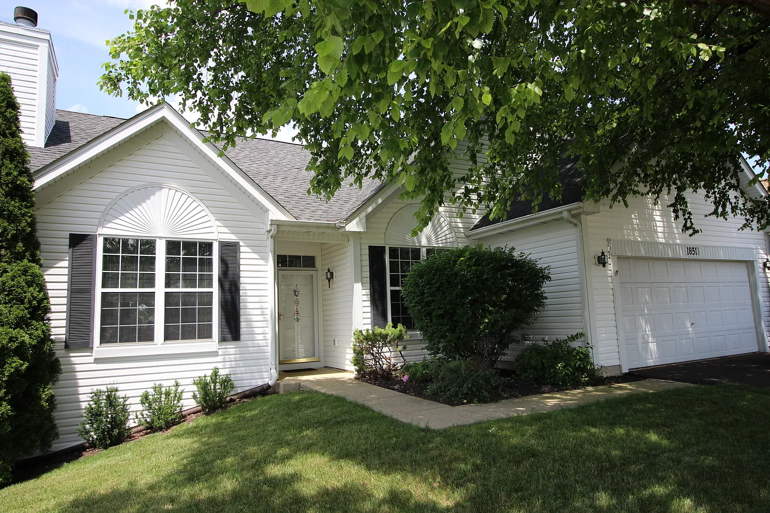 1851 Carrier Cir photo 1
