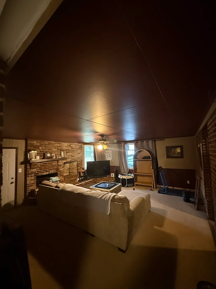 Family Room - 205 Rumson Rd
