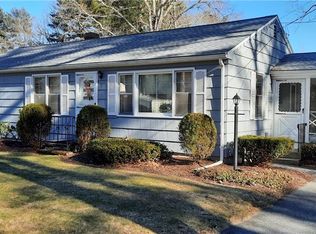 1 Oakwood Dr, Thompson, CT 06277