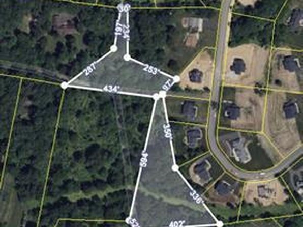 5869 Applebutter Hill Rd, Coopersburg, PA 18036