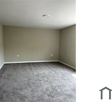 3 bed, $3,120 — Photo 4