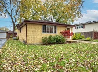 322 Marshall Rd, Bensenville, IL 60106