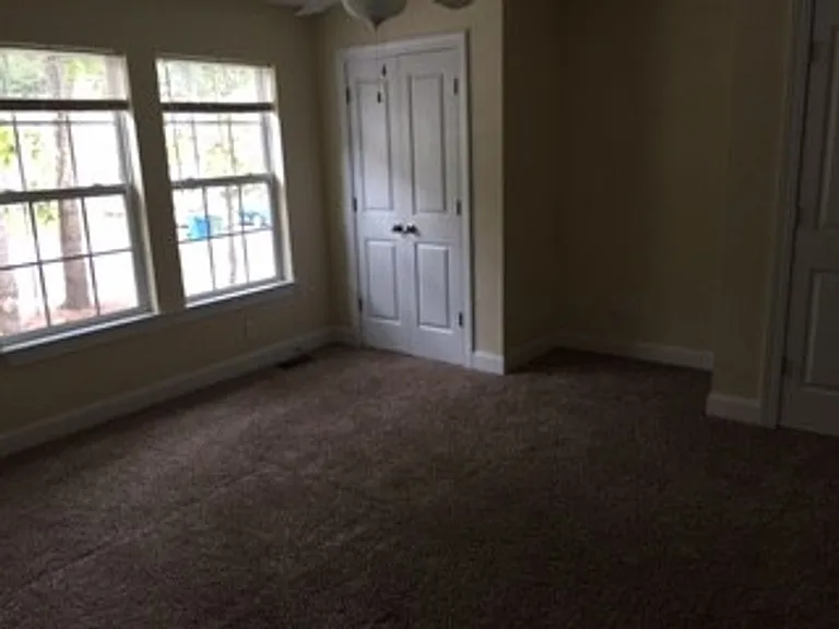 1116A Greenwood Rd — Photo 3