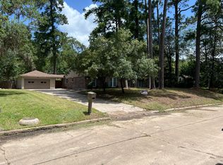 2616 N Woodloch St, Conroe, TX 77385