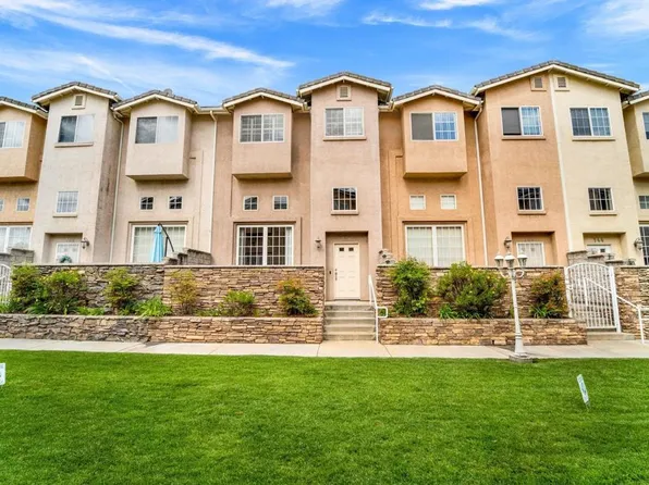 136 W Douglas Ave, El Cajon, CA 92020