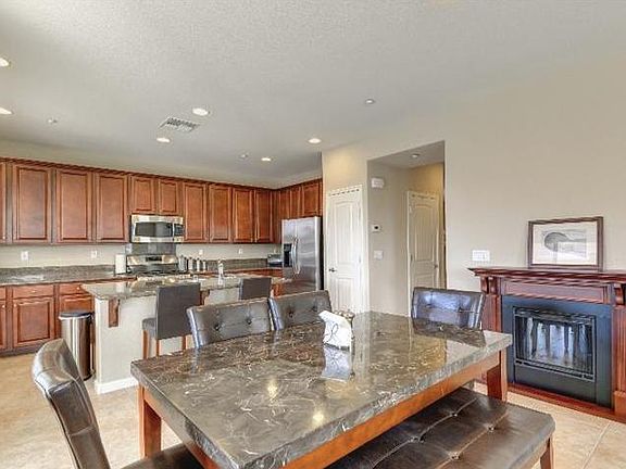 5th image of 1104 Amington Dr