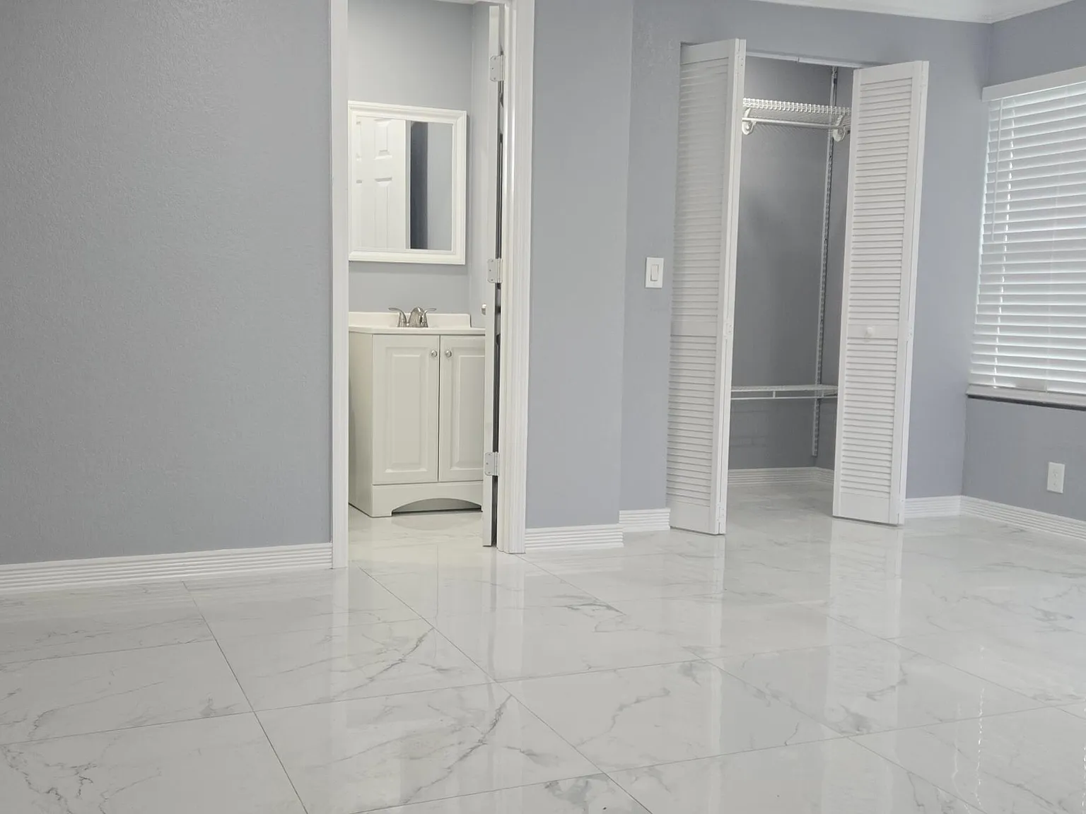 4 bed, 2.0 bath, 1399 sqft, $3,400 — Photo 1