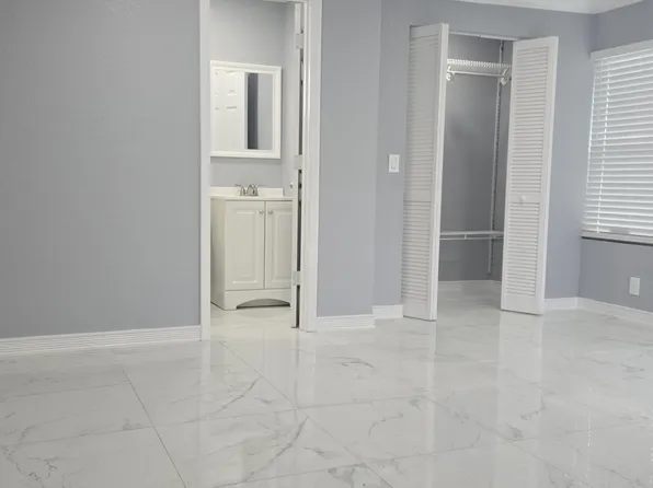 1408 W BROOME Street, Lantana, FL 33462