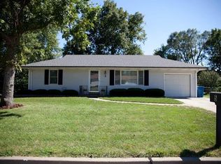 5 Faye Ave, Saint Charles, MO 63301