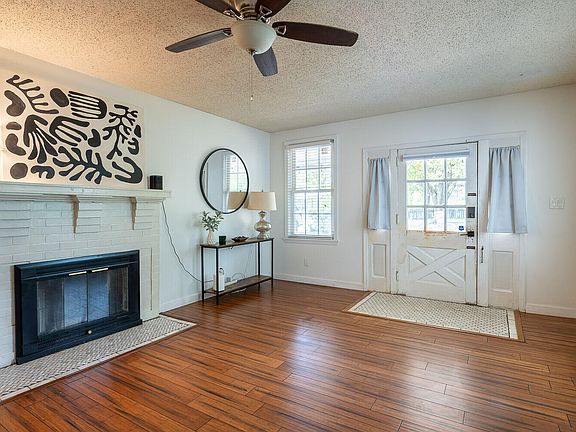 4th image of 1752 Kissingbower Road