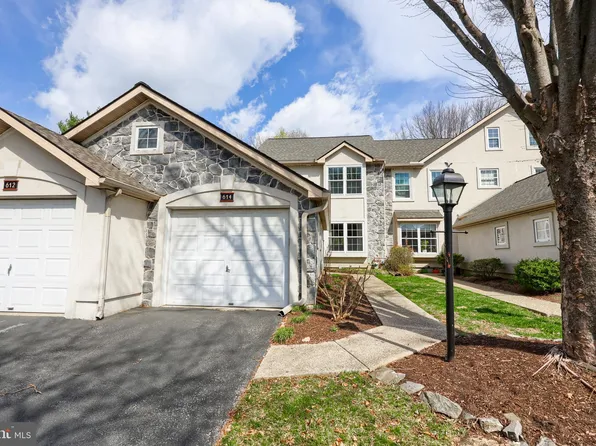 614 Crestgate Pl, Millersville, PA 17551