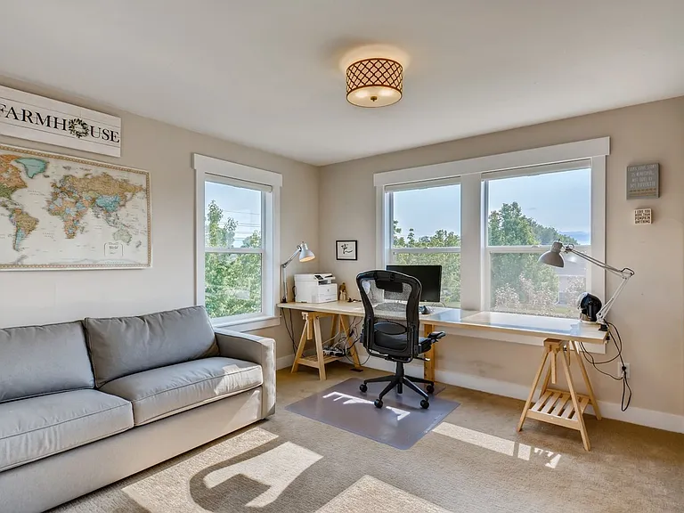 6600 Secretariat Dr — Photo 21