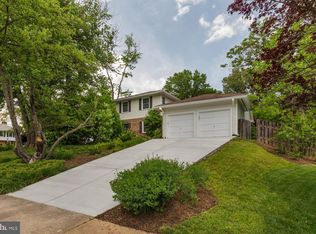 2219 Chestertown Dr, Vienna, VA 22182