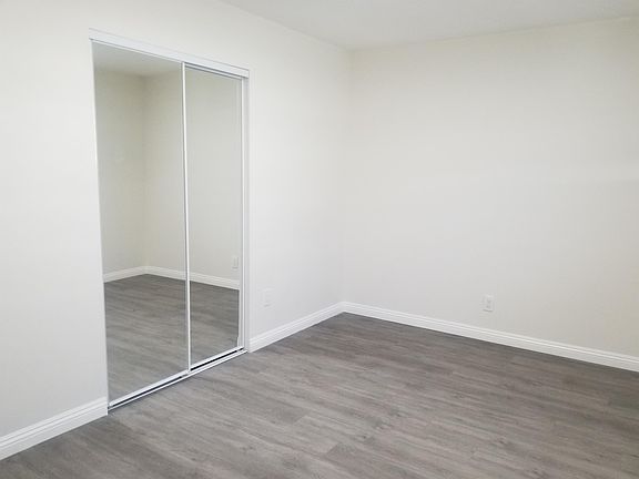 5th image of 583 Bonita St Unit C