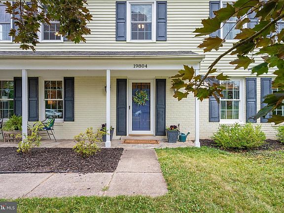 3rd image of 19804 Westerly Ave