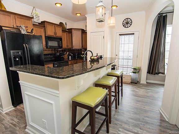 5th image of 9461 Kings Parade Blvd #29