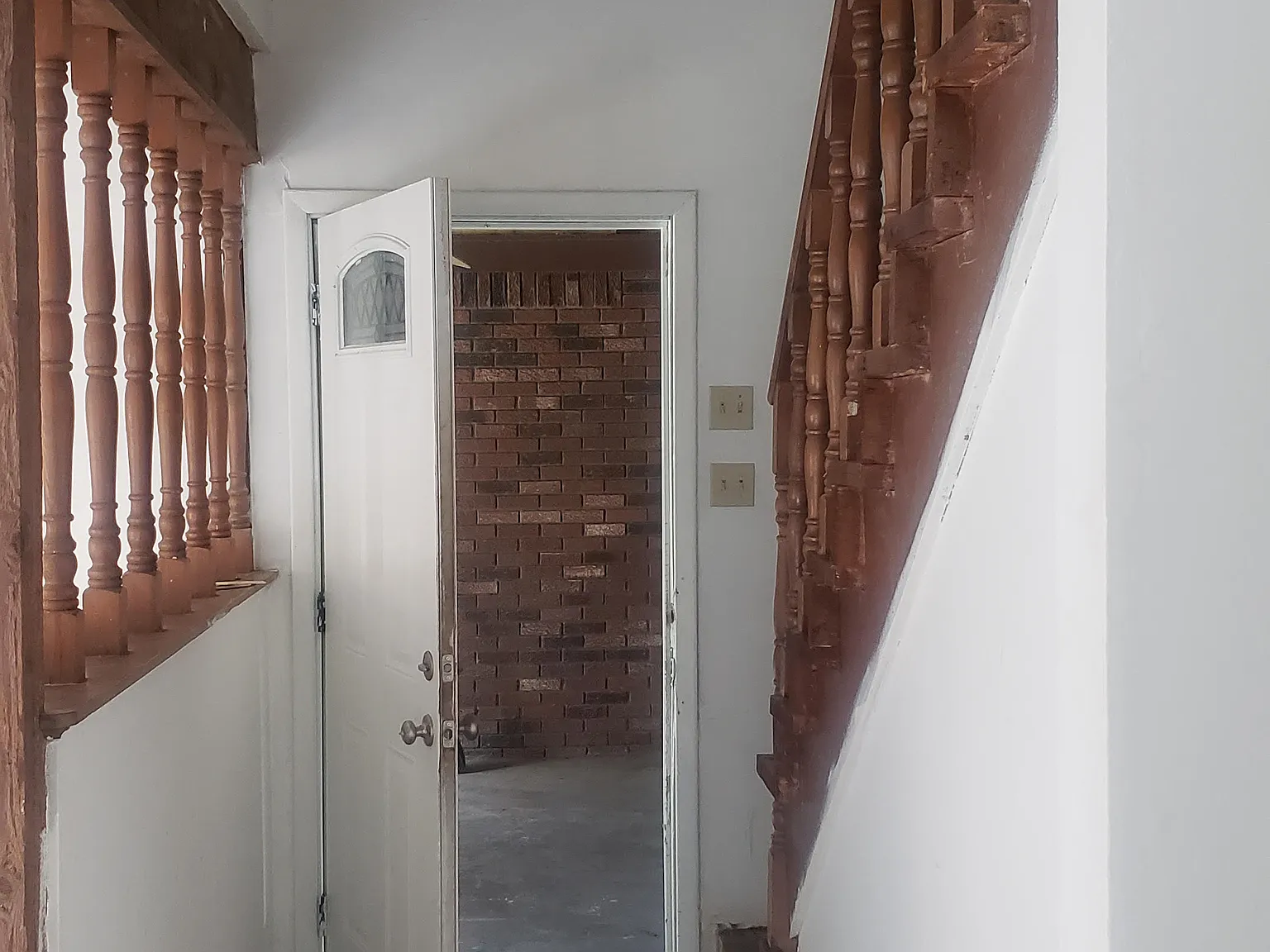 4 bed, 2.5 bath, 2327 sqft, $1,700 — Photo 4