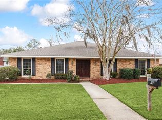 15 Melrose Dr, Destrehan, LA 70047