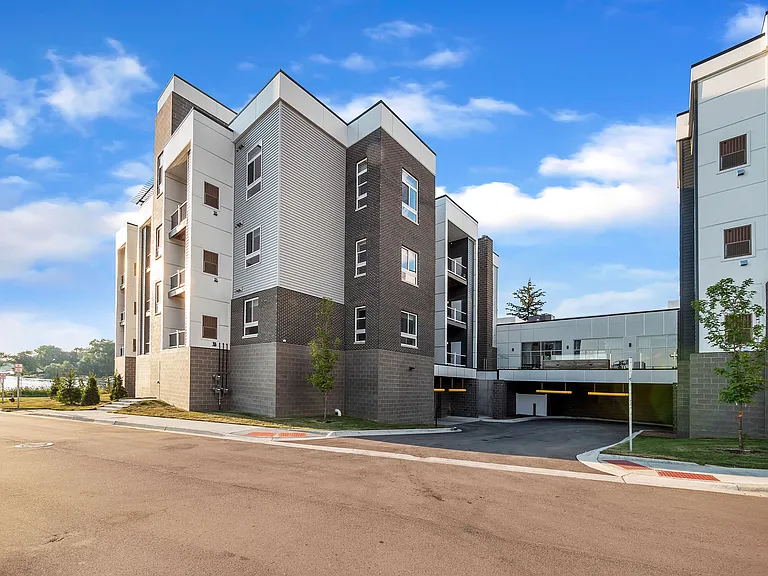 4 Corners Lakeside Apartments - White Lake, MI — Photo 32