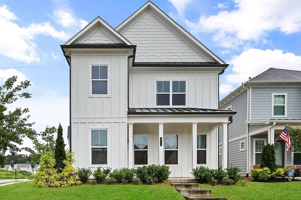 3 bed, 2.5 bath, 2118 sqft, $3,350 — Photo 1