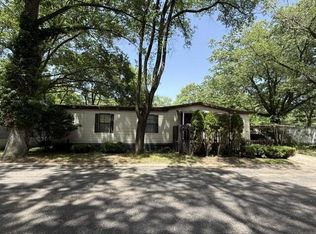 2482 Pembroke Dr, Muskegon, MI 49441