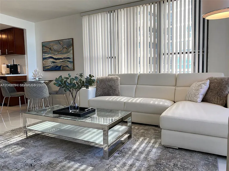 3505 S Ocean Dr #606 — Photo 11