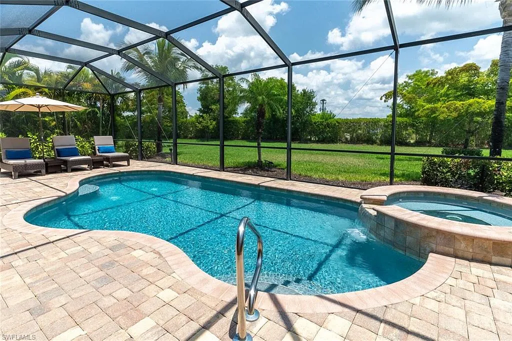 4 bed, 2.0 bath, 2239 sqft, $13,000 — Photo 1