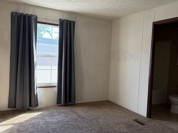 3rd image of 4726 Harrow Ct
