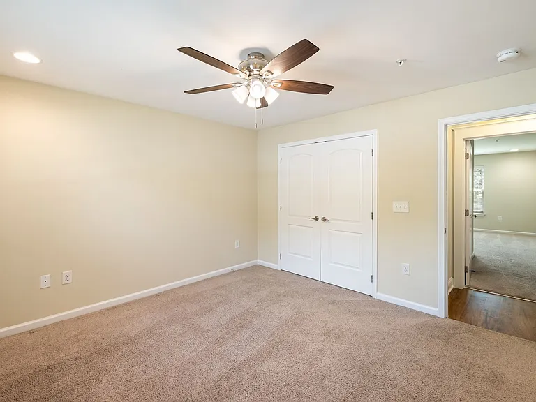 1810 Candlewood Ct #102 — Photo 11