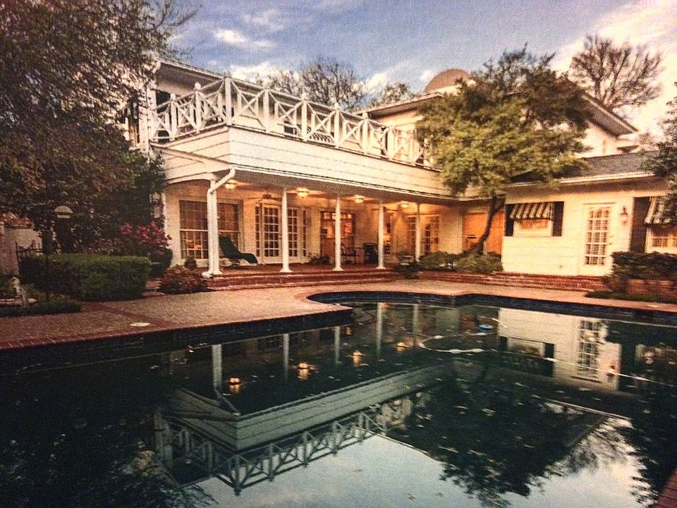 1st image of 4106 Shady Valley Dr