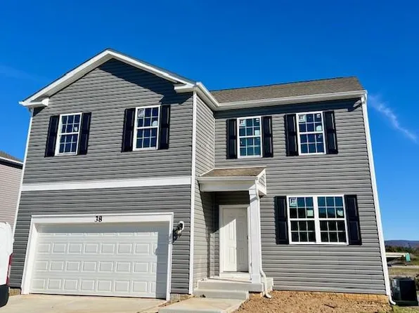 38 Hemingway Ter, Charles Town, WV 25414