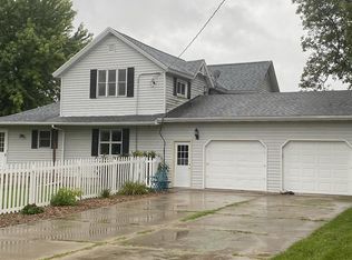 W4001 Monson Rd, Rio, WI 53960