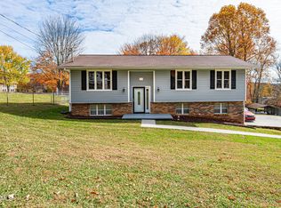 8406 Grane Lefe St, Knoxville, TN 37938