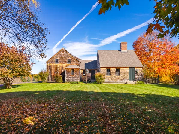 1734 State Road, Eliot, ME 03903