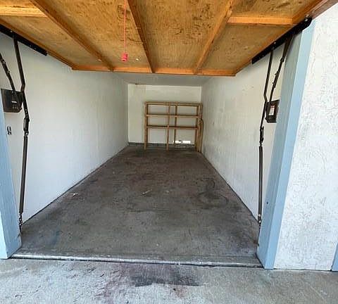 4th image of 140 Cedar Ave APT B