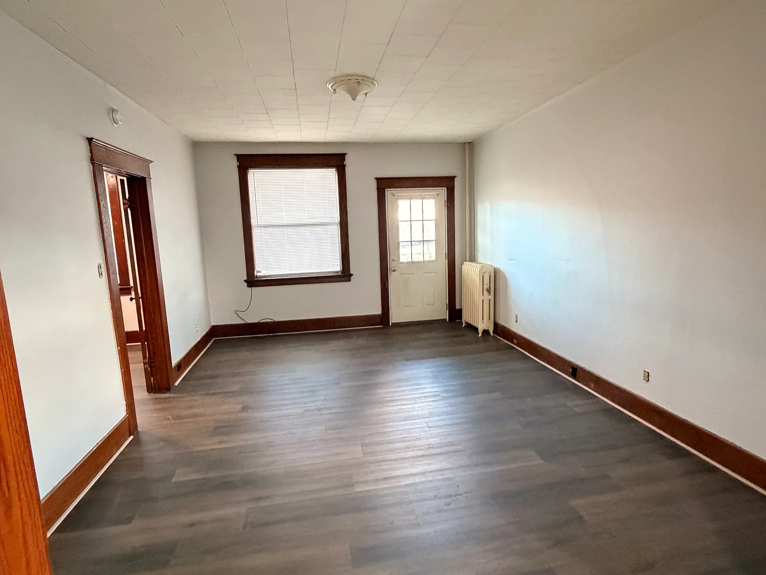 1 bed, 750 sqft, $1,100 — Photo 2