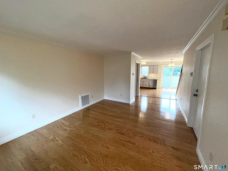 799 Garfield Ave #799 — Photo 2