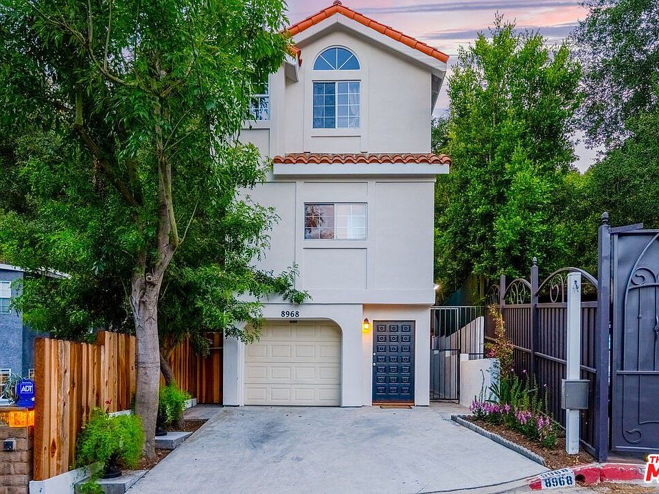 1st image of 8968 Wonderland Ave #1