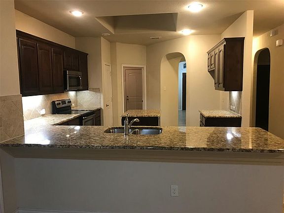 4th image of 2305 Laurel Forest Dr