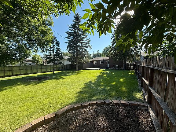 5th image of 1153 Rossman Ave