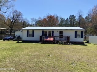47 W Magnolia Dr, Rocky Point, NC 28457