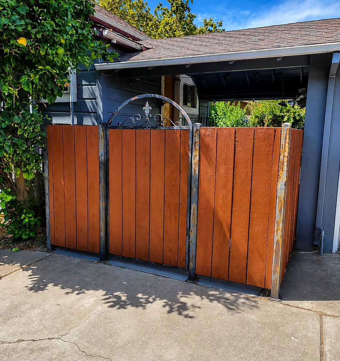 3 bed, 1300 sqft, $4,200 — Photo 3