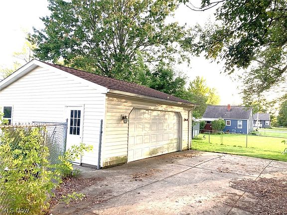 2nd image of 26 Kleber Ave
